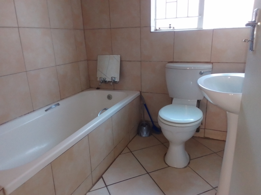 To Let 3 Bedroom Property for Rent in Bodorp North West